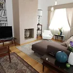 Elegante
